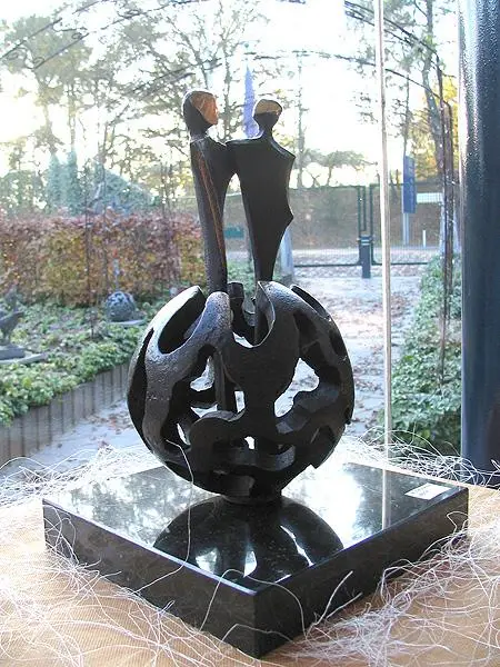 Verliefdheid, Brons, hoogte 40 cm
