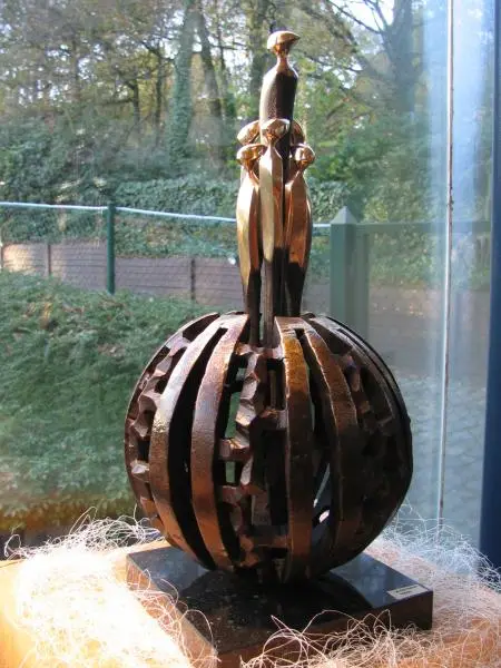 Samenwerking, Brons, hoogte 50 cm
