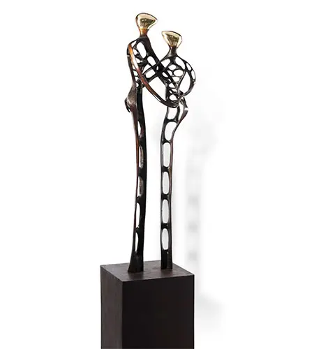 Verliefd koppel, Brons 122 × 35 cm