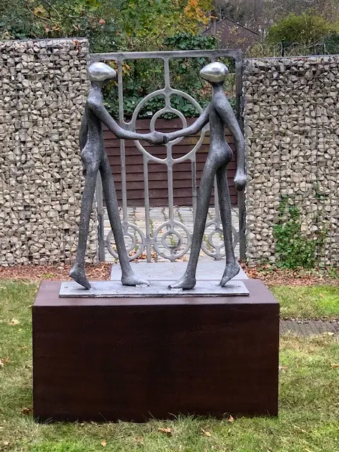 Ontmoeting, Aluminium en cortenstaal