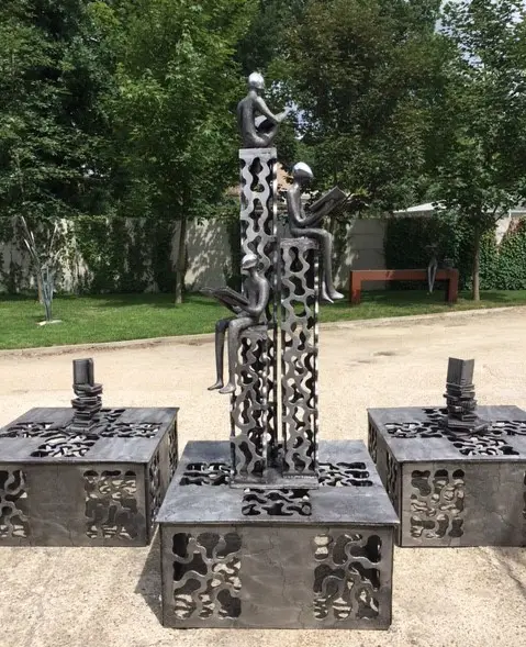 De lezers, Aluminium